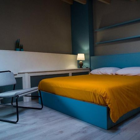 Il Piccolo Loft Holiday Home Palazzolo Acreide Luaran gambar
